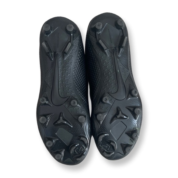 Nike Phantom Vision soccer cleats - Picture 6 of 10